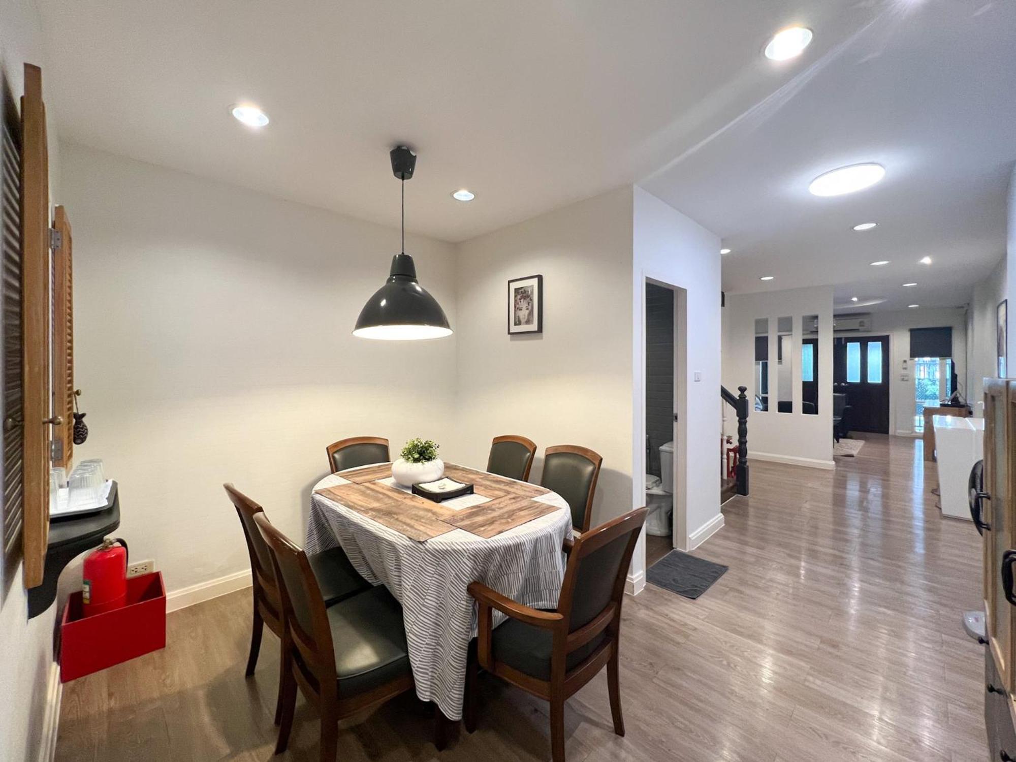 Neveu Premier Residence : Ratchada Bangkok Exteriér fotografie